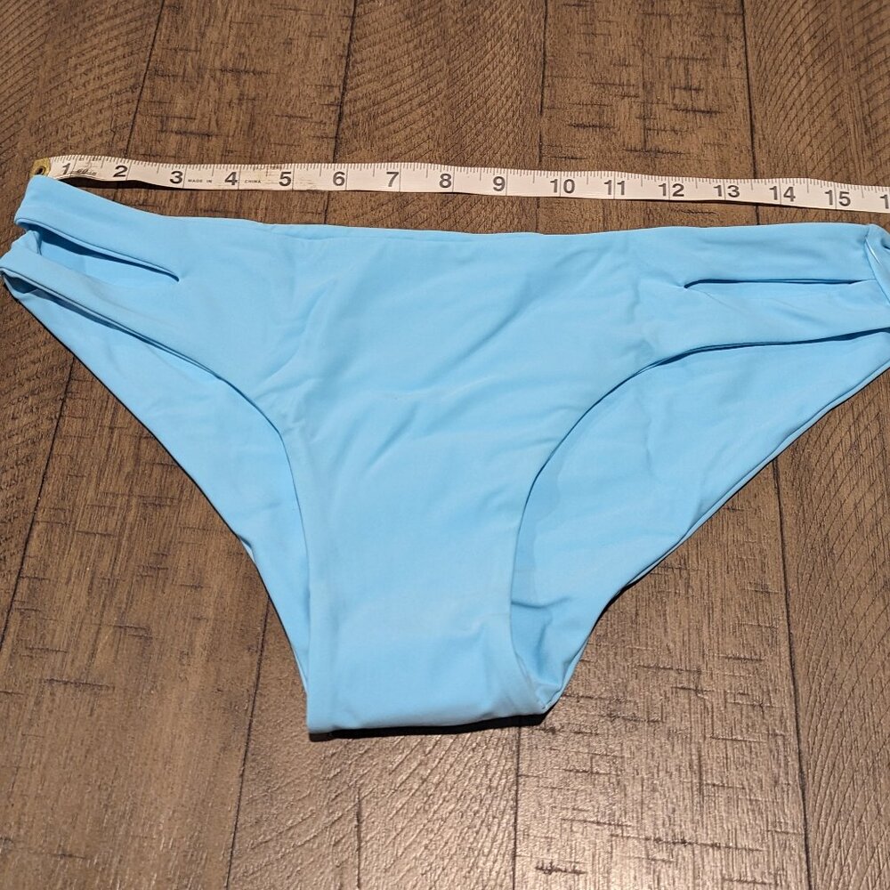 NWT Fused Hawaii XL Hamoa bottom "Glass Sea" color